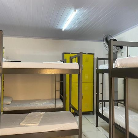 Buganvile Hostel Abraão Esterno foto